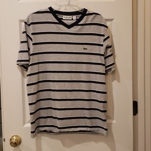 XL Lacoste v-neck T-shirt
